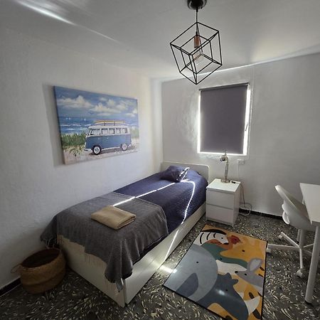 Holiday House - Casa De Sylvia Кулера Екстериор снимка