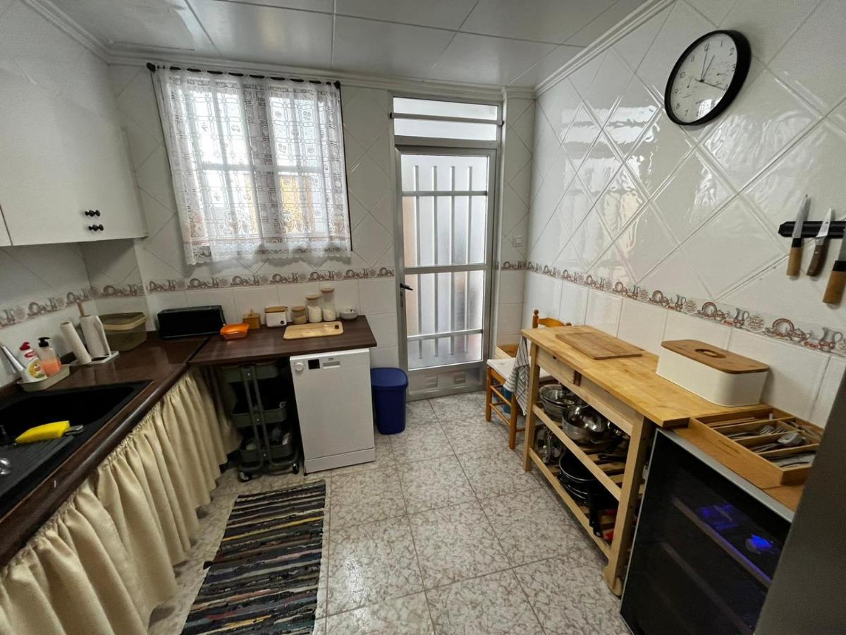 Holiday House - Casa De Sylvia Кулера Екстериор снимка