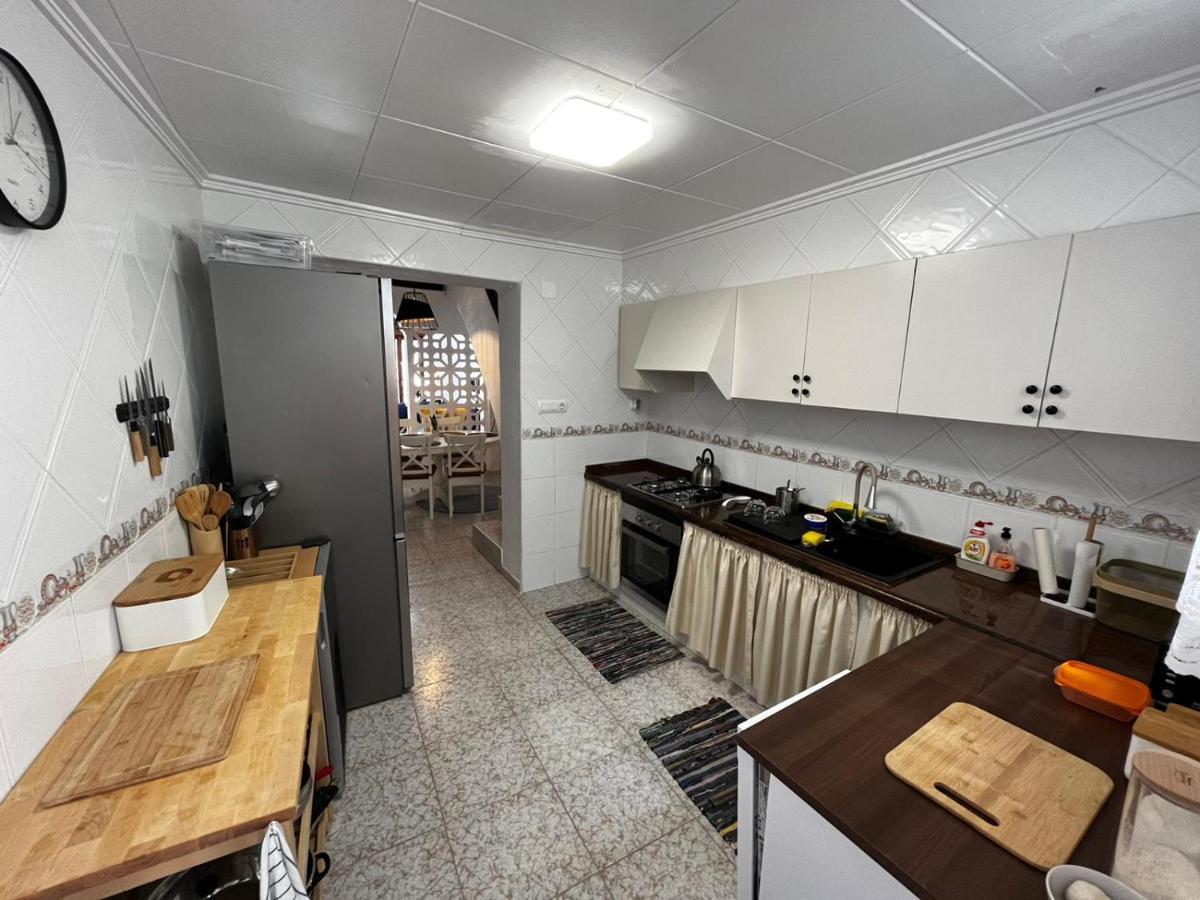 Holiday House - Casa De Sylvia Кулера Екстериор снимка