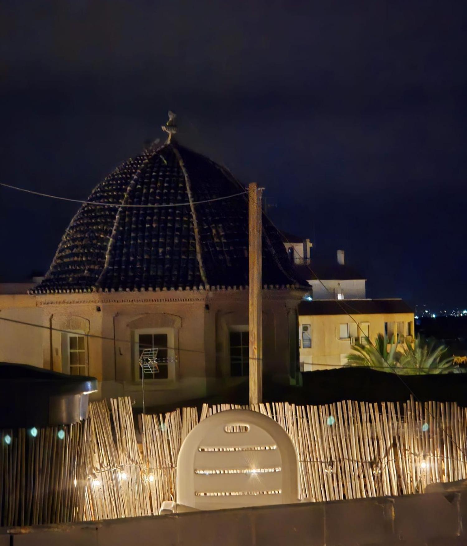 Holiday House - Casa De Sylvia Кулера Екстериор снимка